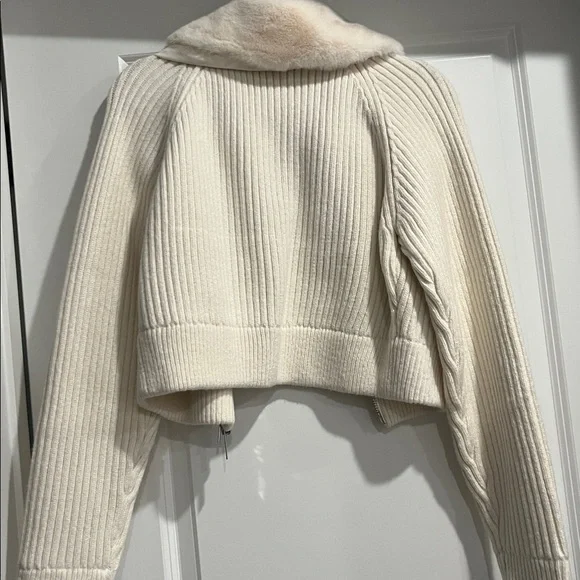 NWT Zara Women's Cropped Fur Lined Jacket - Picture 5 of 5